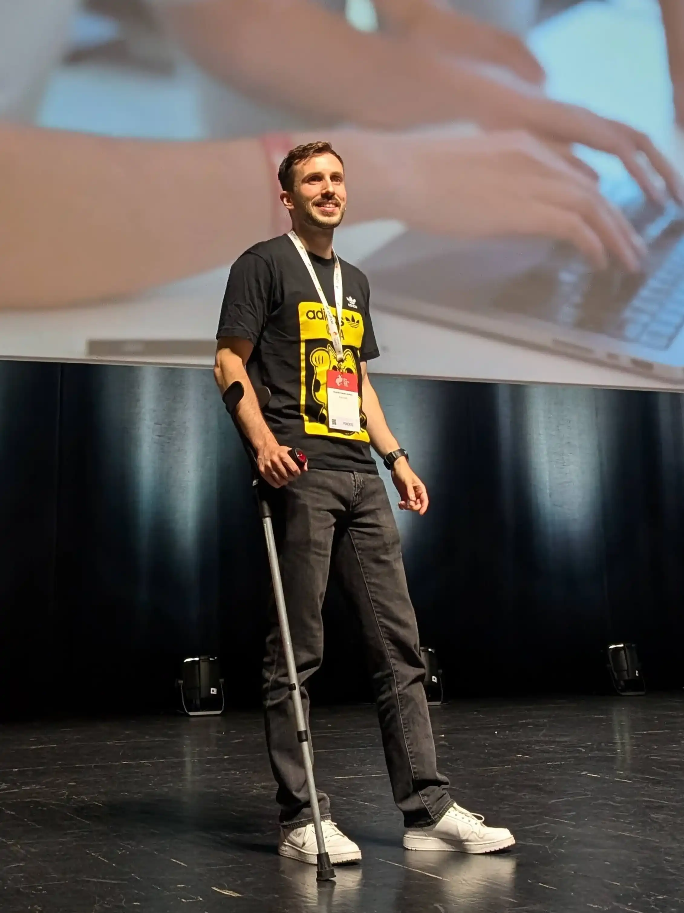 Alejandro Cabello Jiménez smiling in PyConES 2024